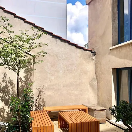 Chic With Private Terrace *