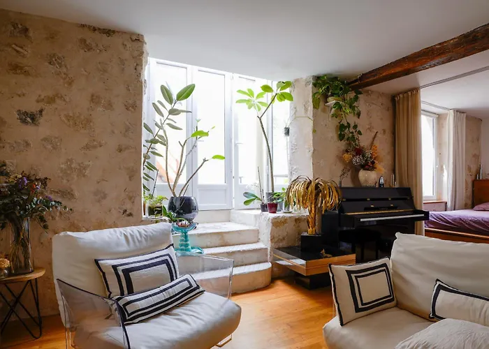 Chic With Private Terrace