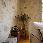 Chic With Private Terrace Lejlighed