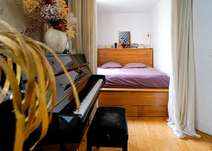 Chic With Private Terrace Appartement Parijs